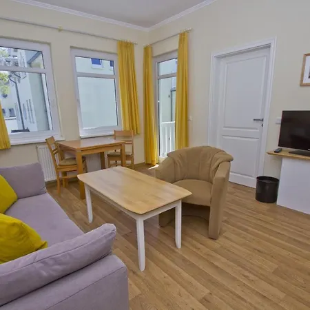 Balkon, Gratis Nutzung Vom Ahoi Erlebnisbad Und Sauna In Sellin - Meeresblick 46 Goehren (Ruegen)