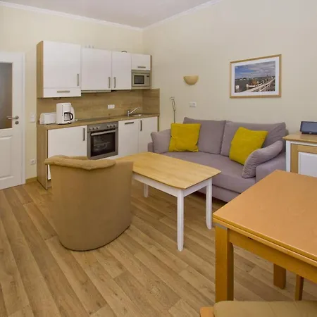 Balkon, Gratis Nutzung Vom Ahoi Erlebnisbad Und Sauna In Sellin - Meeresblick 46 アパート *